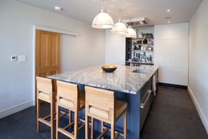 Kitchen / Breakfast Room - click for photo gallery